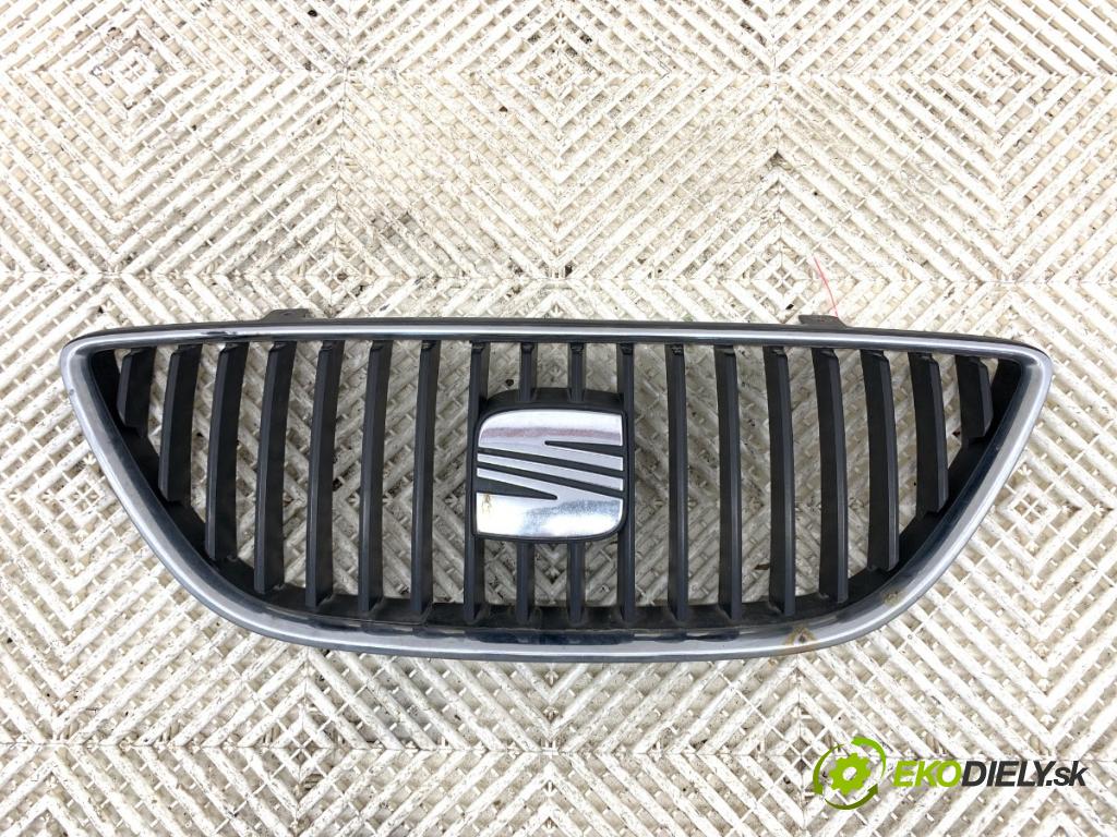 SEAT EXEO sedan 2009 105 kW 2.0 TDI 1968 mřížka maska  (Mřížky (masky) chladičů)