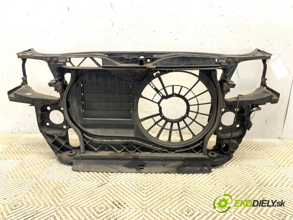 SEAT EXEO sedan 2009 105 kW 2.0 TDI 1968 držák přední část  (Výztuhy přední)