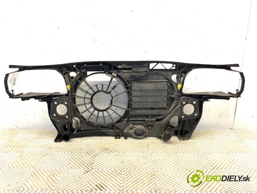 SEAT EXEO sedan 2009 105 kW 2.0 TDI 1968 držák přední část  (Výztuhy přední)