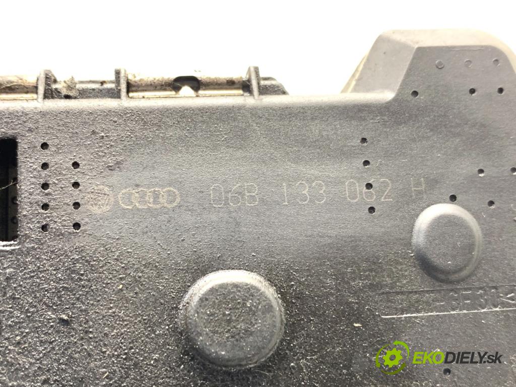 AUDI A4 B6 sedan 2003 96 kW 2.0 1984 Škrtiaca klapka 06B133062H (Škrtiaca klapka)