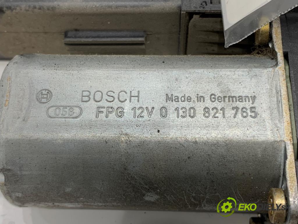 AUDI A4 B6 sedan 2003 96 kW 2.0 1984 motor sťahovaní okna levý přední část 8E1959801