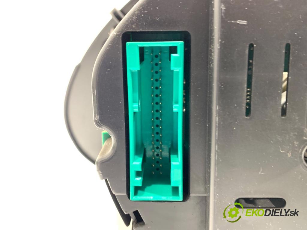 SEAT IBIZA III liftback 2005 55 kW 1.4 TDI 1422 Prístrojovka 6L0920801A (Prístrojová doska)