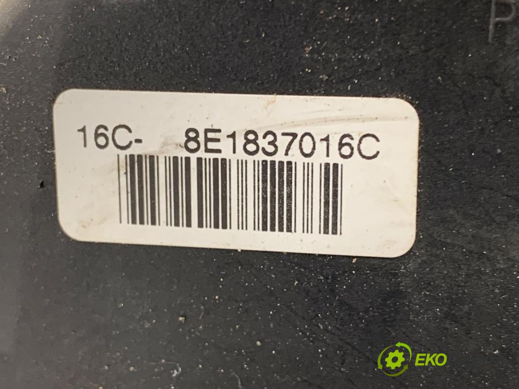 AUDI A4 B6 Kombi 2002 96 kW 2.0 1984 zámok dveře pravý přední část 8E1837016C