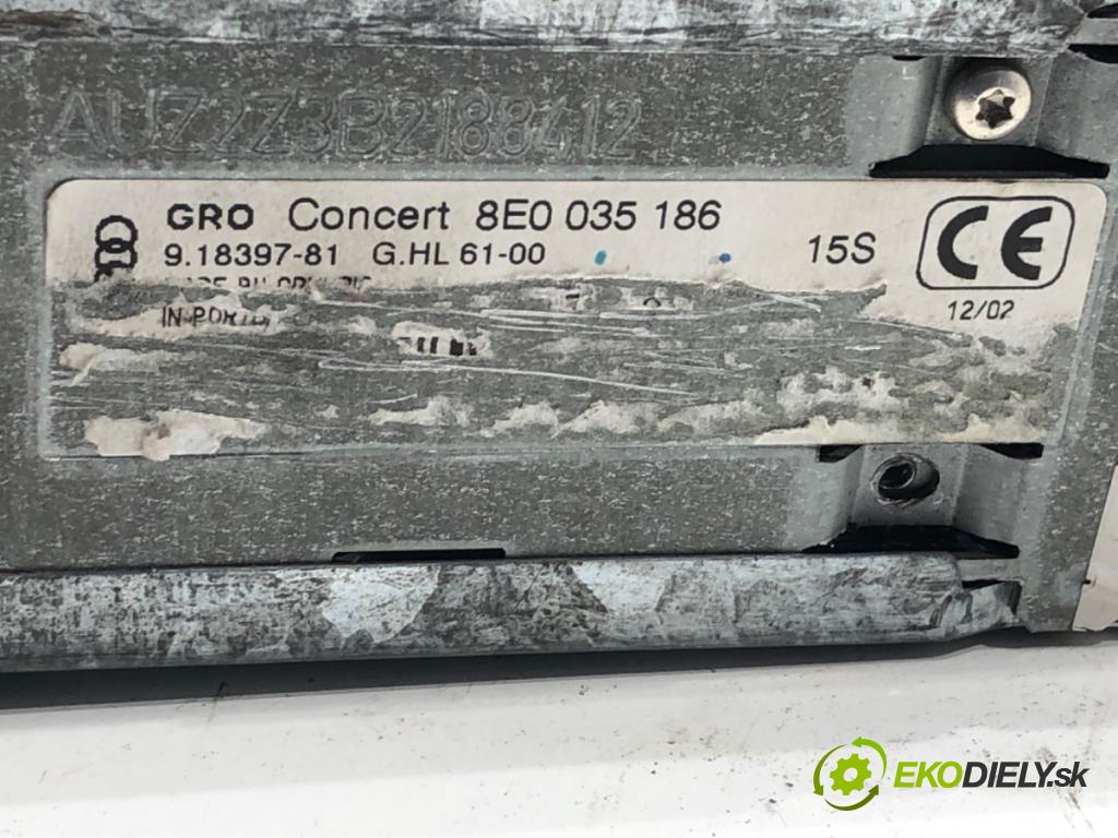 AUDI A4 B6 Kombi 2002 96 kW 2.0 1984 RADIO 8E0035186 (Audio zariadenie)