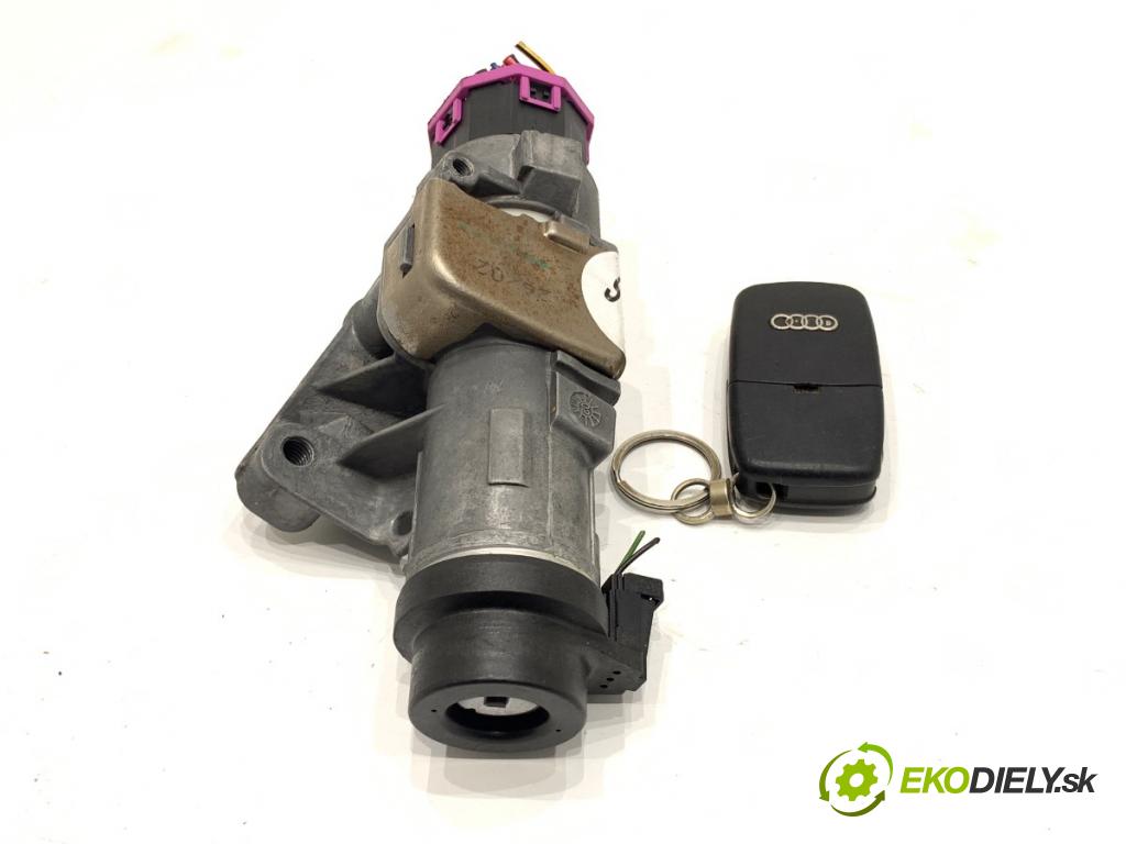 AUDI A4 B6 Kombi 2002 96 kW 2.0 1984 spinačka 4B0905851G (Spínacia skrinka)