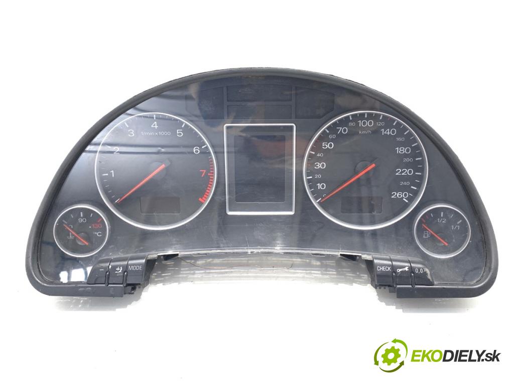 AUDI A4 B6 Kombi 2002 96 kW 2.0 1984 Prístrojovka 8E0920900L (Prístrojová doska)