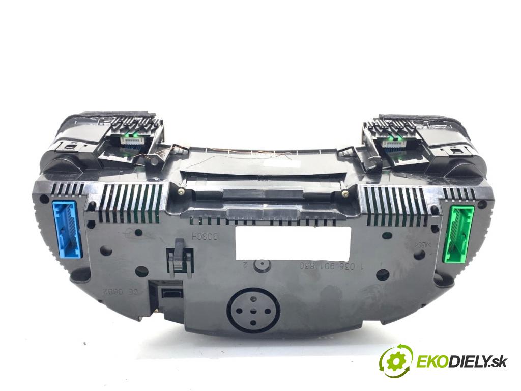 AUDI A4 B6 Kombi 2002 96 kW 2.0 1984 Prístrojovka 8E0920900L (Prístrojová doska)