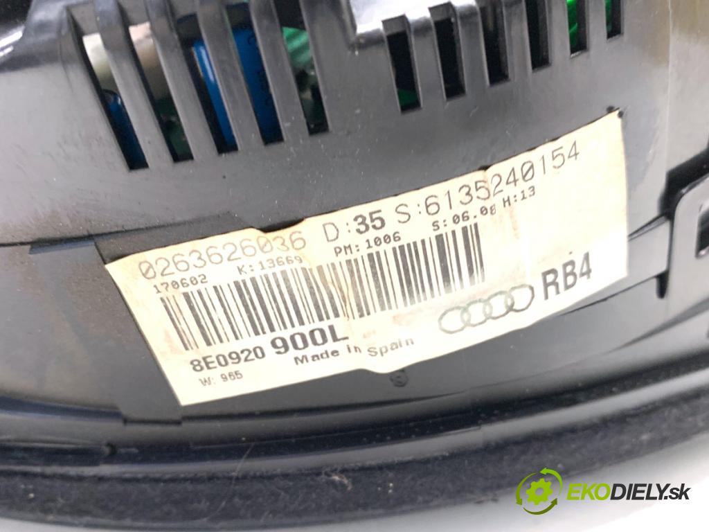 AUDI A4 B6 Kombi 2002 96 kW 2.0 1984 Prístrojovka 8E0920900L (Prístrojová doska)