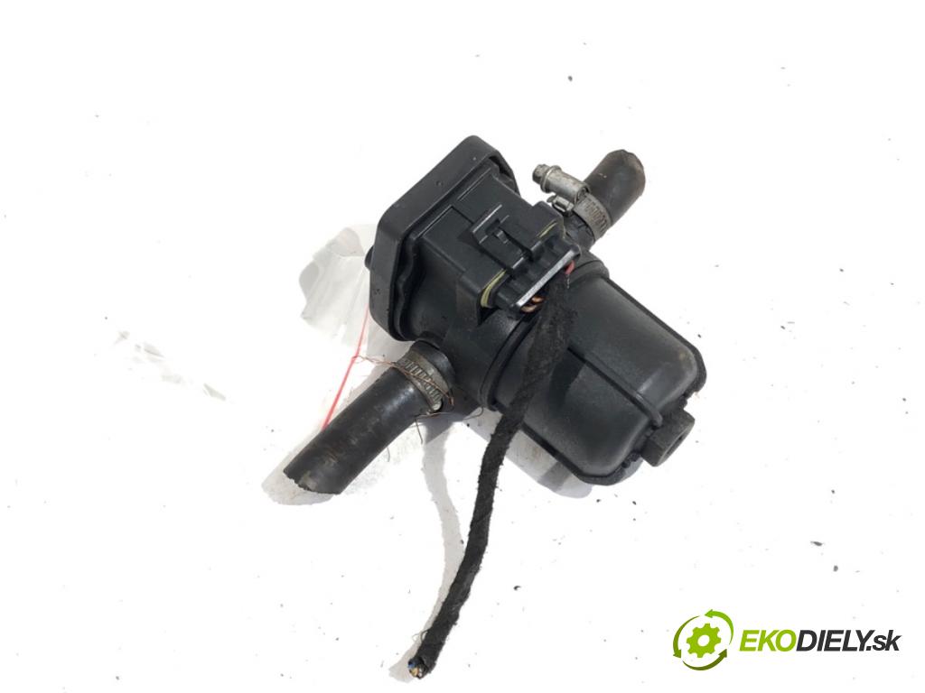 AUDI A4 B6 Kombi 2002 96 kW 2.0 1984 snímač tlaku LPG 67R-010284