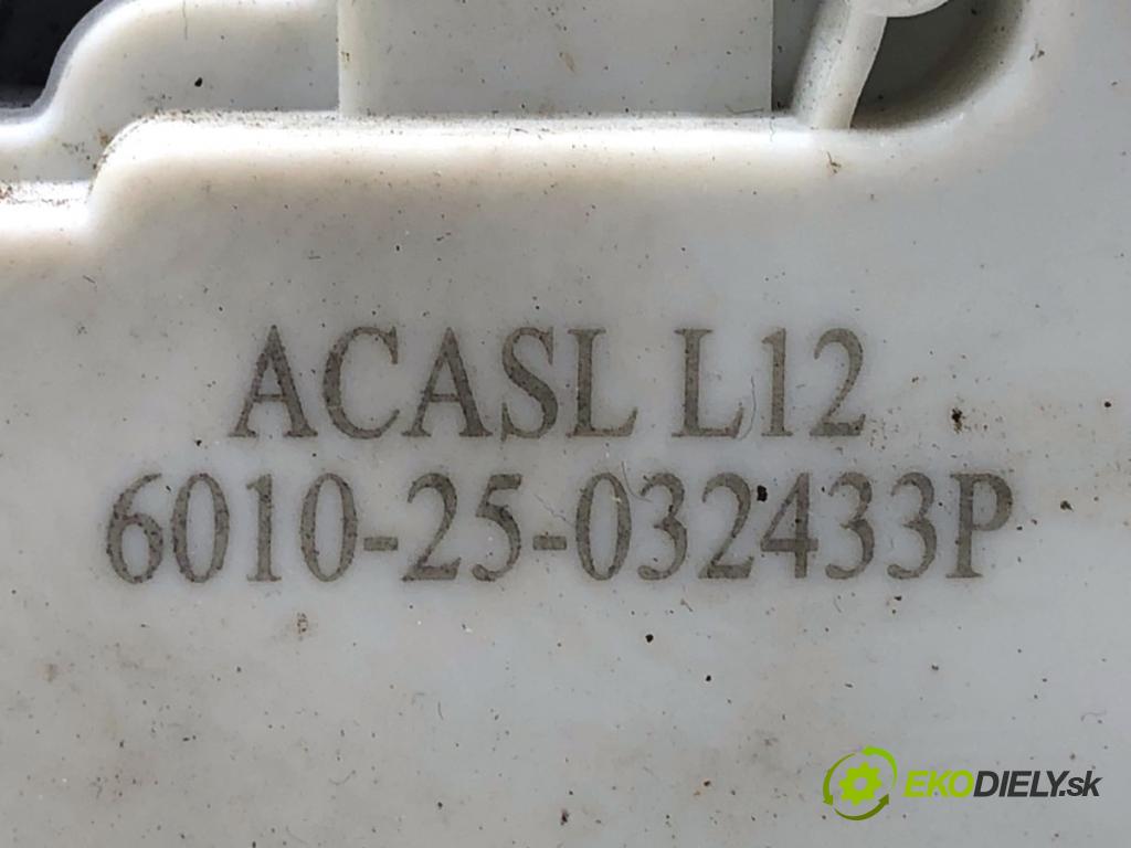 AUDI A4 B8 sedan 2008 118 kW 1.8 TFSI 1798 zámok dveře levý zadní část