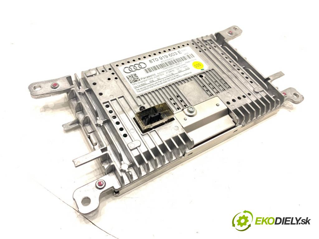 AUDI A4 B8 sedan 2008 118 kW 1.8 TFSI 1798 Dislpej 8T0919603E (Prístrojová doska)