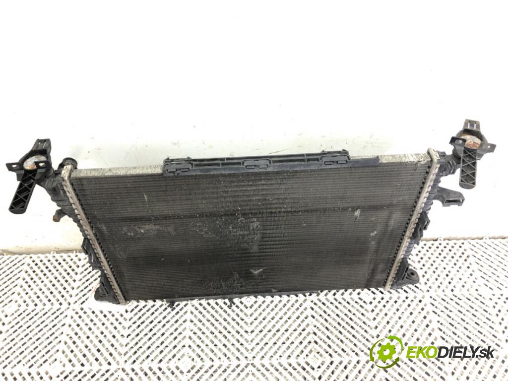 AUDI A4 B8 sedan 2008 118 kW 1.8 TFSI 1798 Chladič vody 8K0121251R (Chladič vody)