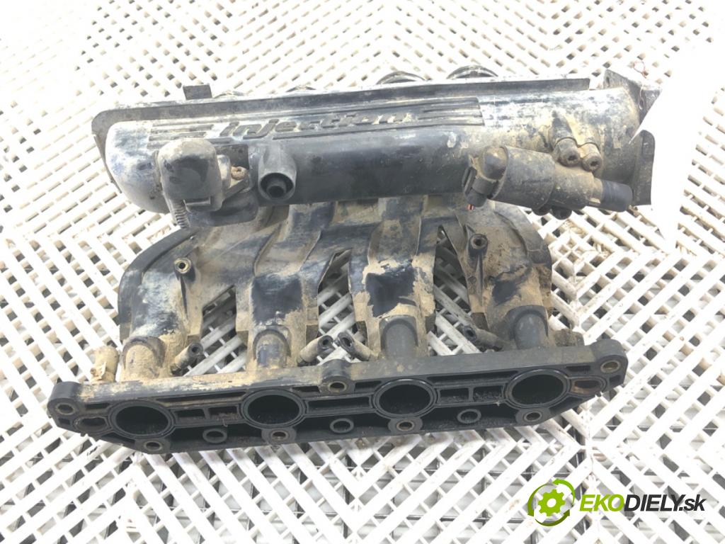 LAND ROVER FREELANDER I samochód terenowy zamknięty 2001 88 kW 1.8 i 16V 4x4 1796 Potrubie sacie, sanie  (Sacie potrubie)