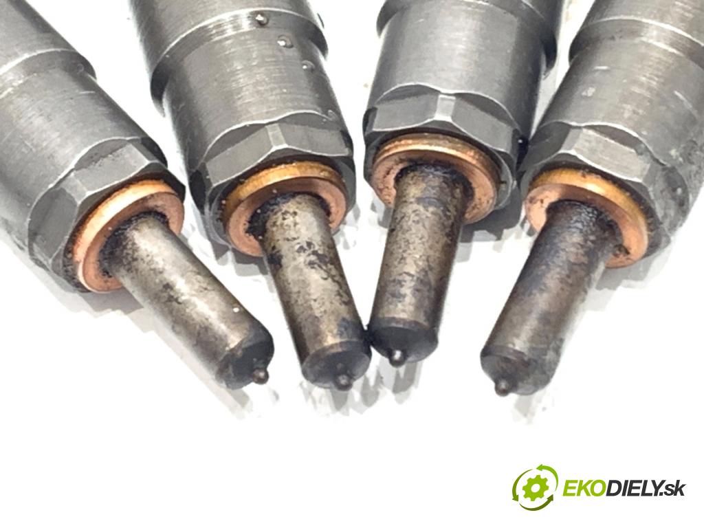 SKODA OCTAVIA III liftback 2016 81 kW 1.6 TDI 1598 vstřikovací ventily 428363983