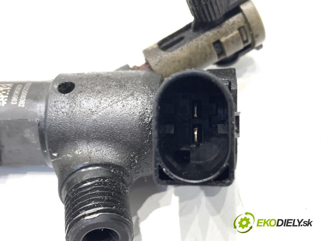 SKODA OCTAVIA III liftback 2016 81 kW 1.6 TDI 1598 vstřikovací ventily 428363983