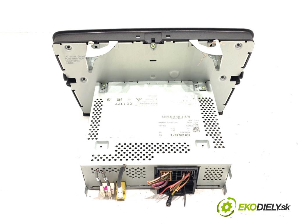 SKODA OCTAVIA III liftback 2016 81 kW 1.6 TDI 1598 RADIO 5E0035867E (Audio zariadenie)