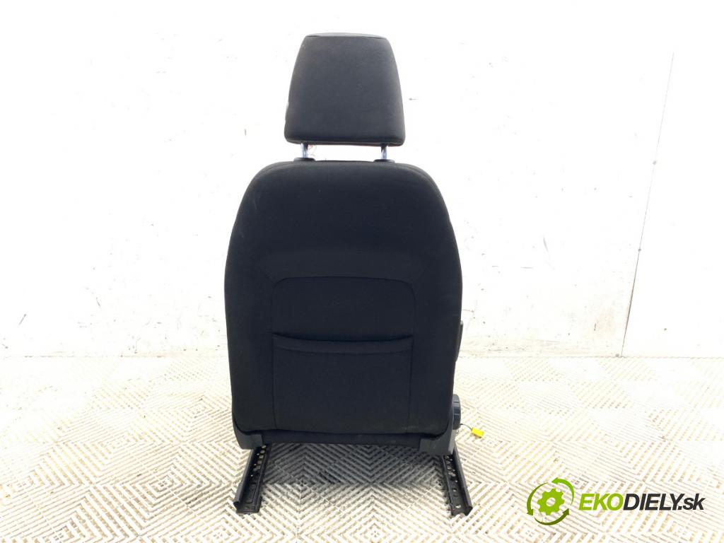 SKODA OCTAVIA III liftback 2016 81 kW 1.6 TDI 1598 Sedadlo pravy predný