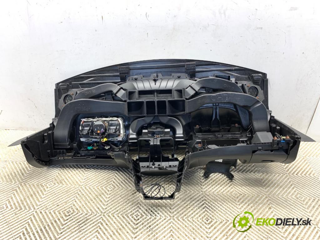 OPEL ASTRA K Kombi 2018 100 kW 1.6 CDTi (35) 1598 Palubná doska silentbloku pasy