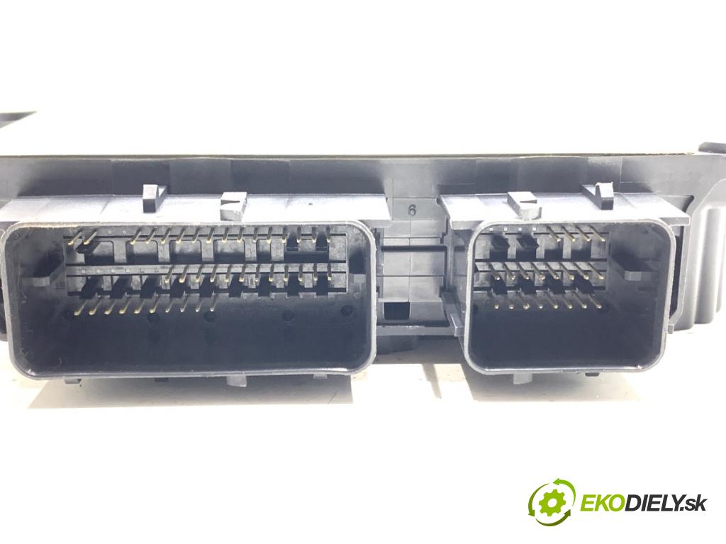 OPEL ASTRA K Kombi 2018 100 kW 1.6 CDTi (35) 1598 senzor airbag 622657101A (Snímač)