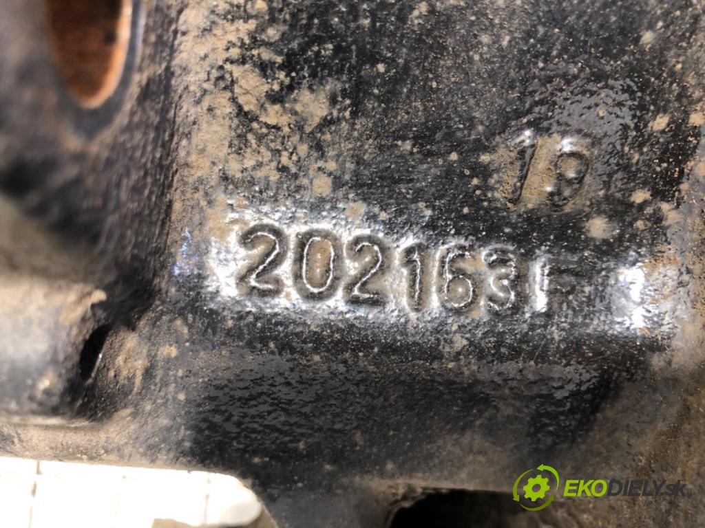 MAN TGX I Pojazd komunalny 2016 324 kW 18.440 324 kW [441 KM] olej napędowy 2012 - 2022 12419 Brzdič strmeň pravy zad Z012007