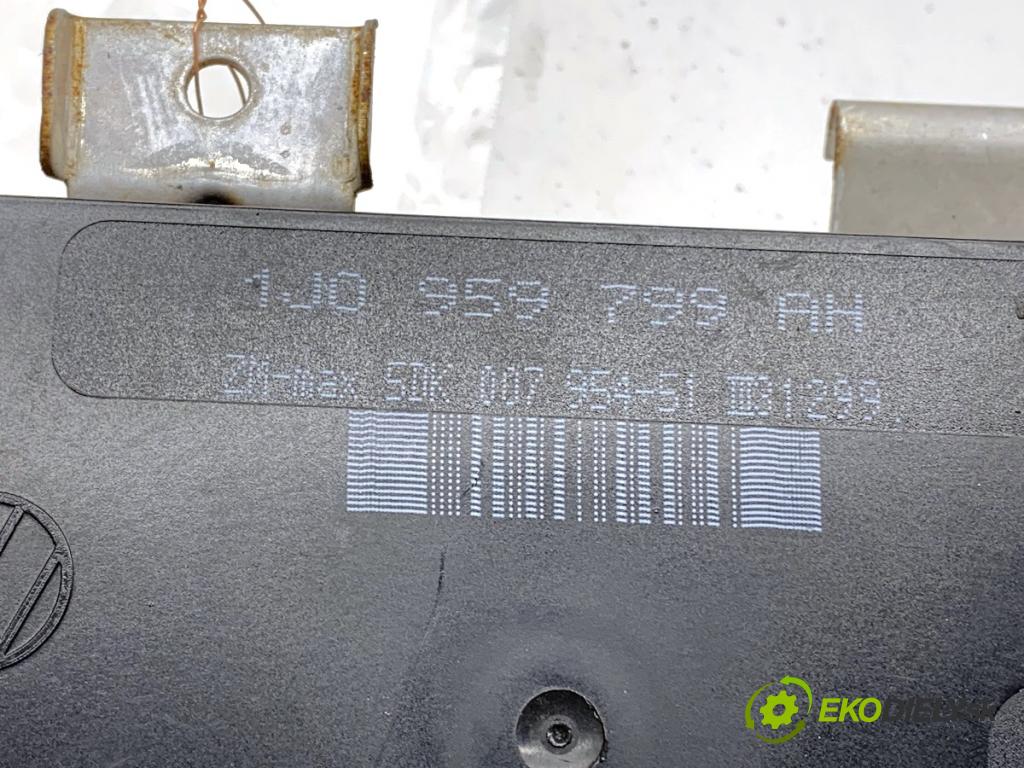 SEAT TOLEDO II sedan 1999 74 kW 1.6 1595 Modul komfortu 1J0959799AH (Modul komfortu)