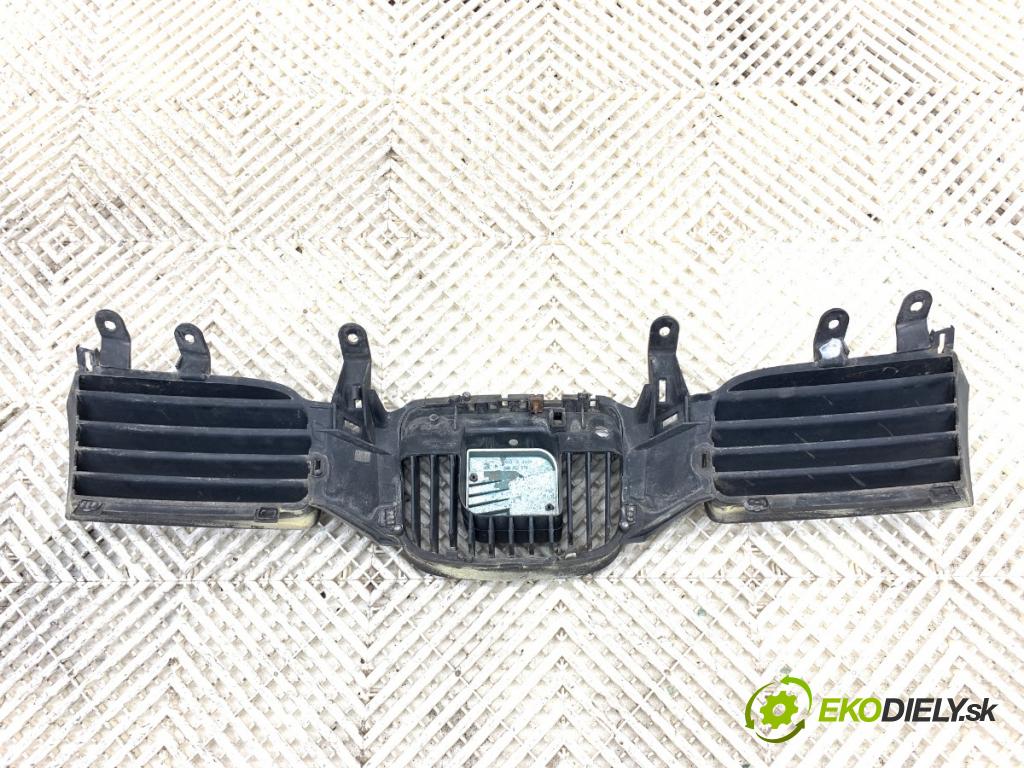 SEAT TOLEDO II sedan 1999 74 kW 1.6 1595 mřížka maska  (Mřížky (masky) chladičů)