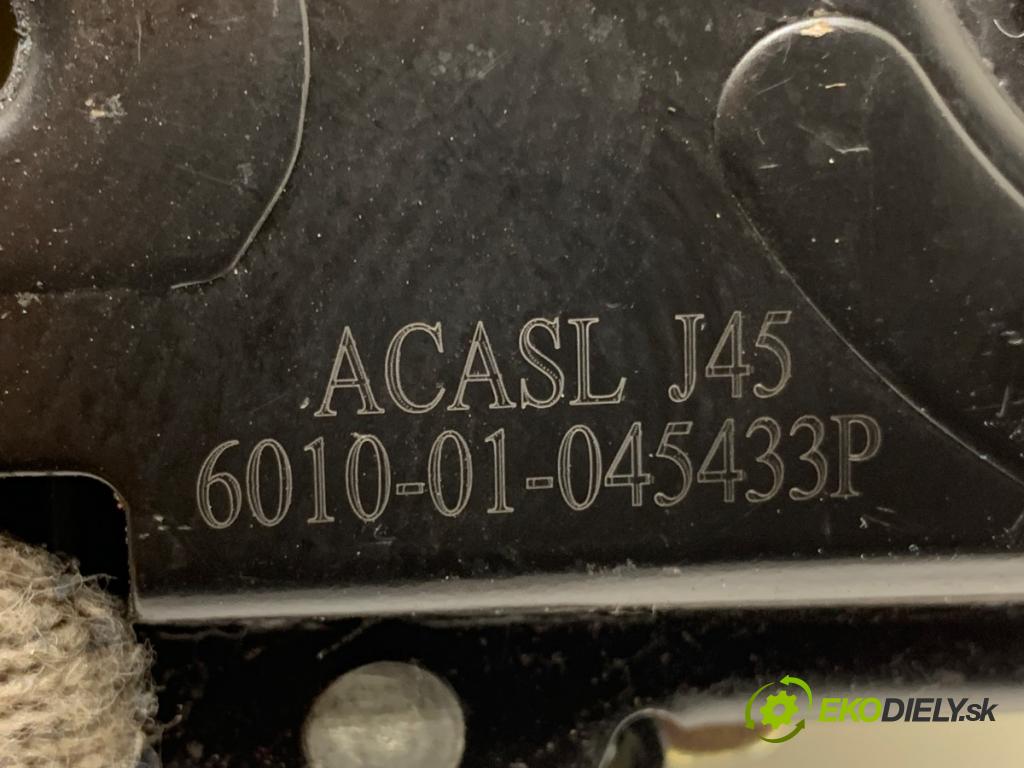 VW PASSAT B5 sedan 1999 85 kW 1.9 TDI 1896 zámok dveře levý zadní část