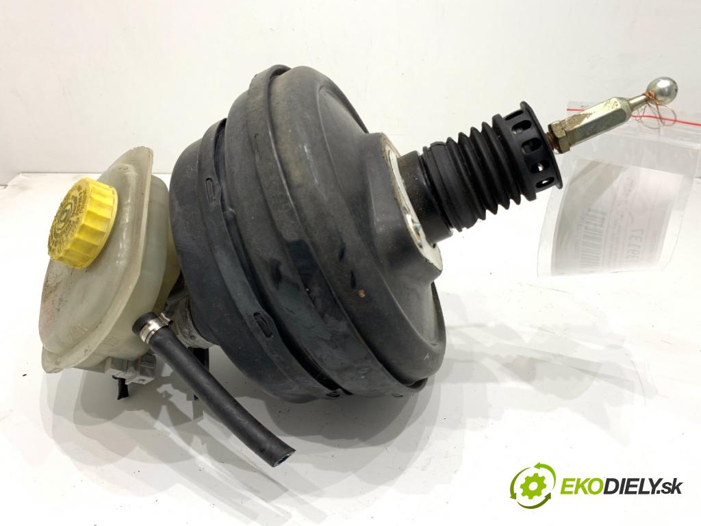 VW PASSAT B5 sedan 1999 85 kW 1.9 TDI 1896 Posilovač bŕzd 4B3612105