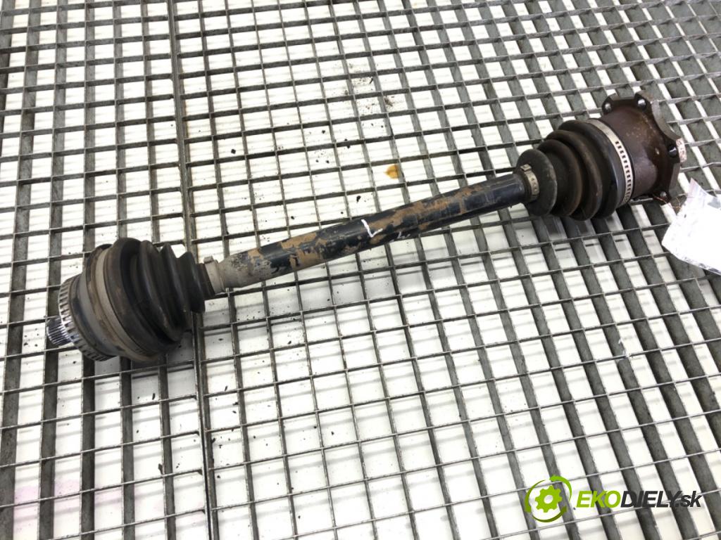 VW PASSAT B5 sedan 1999 85 kW 1.9 TDI 1896 Poloos ľavy predný 