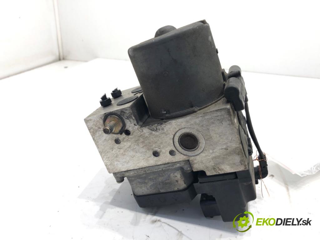 VW PASSAT B5 sedan 1999 85 kW 1.9 TDI 1896 pumpa ABS 0273004358 (Pumpy brzdové)