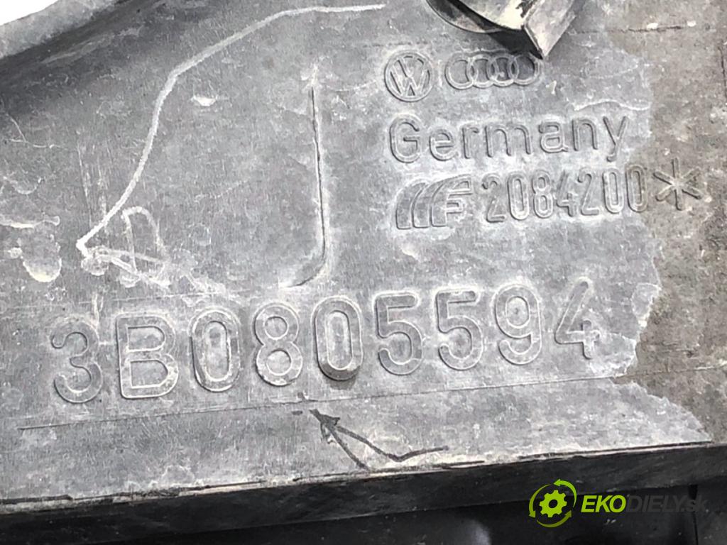 VW PASSAT B5 sedan 1999 85 kW 1.9 TDI 1896 držák přední část 3B0805594 (Výztuhy přední)