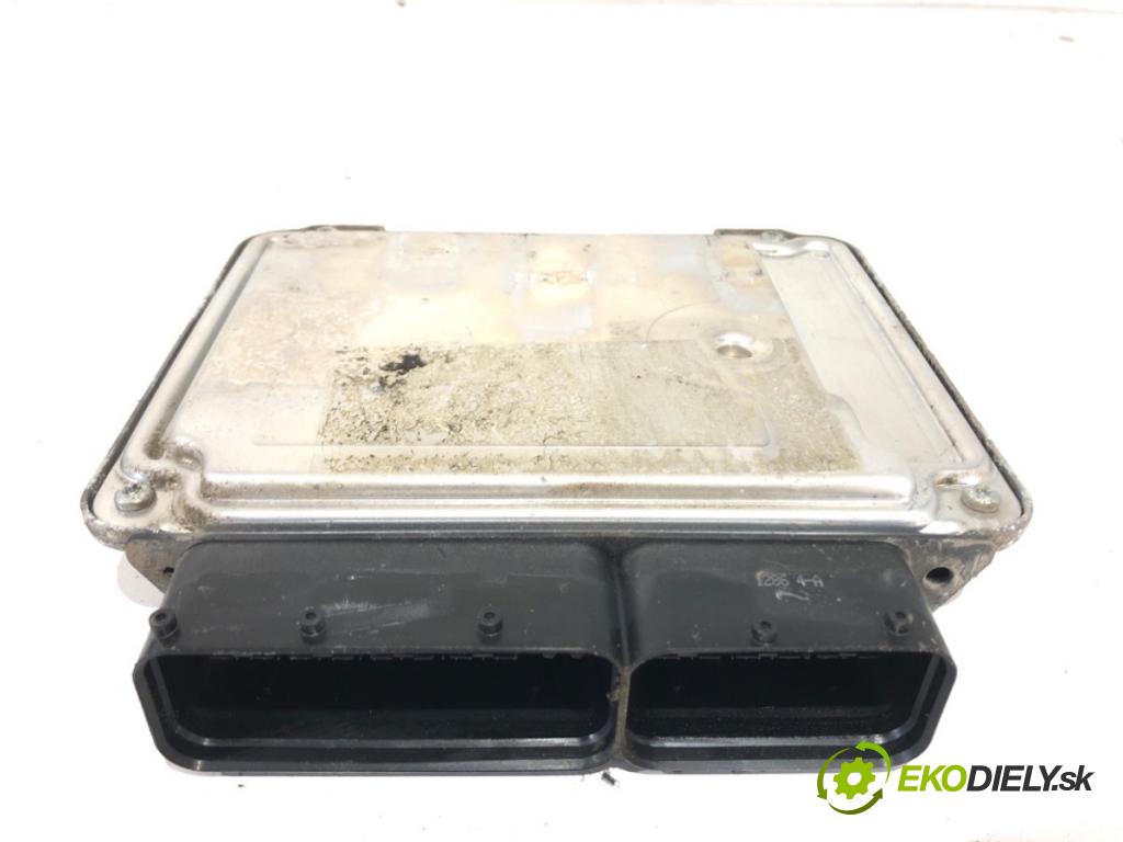 VW JETTA III sedan 2007 77 kW 1.9 TDI 1896 riadiaca jednotka Motor 03G906021HB 0281013606 (Riadiaca jednotka)