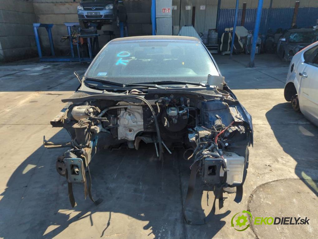 SKODA OCTAVIA III liftback 2016 81 kW 1.6 TDI 1598 KAROSERIA ČTVRŤÁK blatník zadní část levý pravý práh střecha PODŁUŻNICA levý pravý