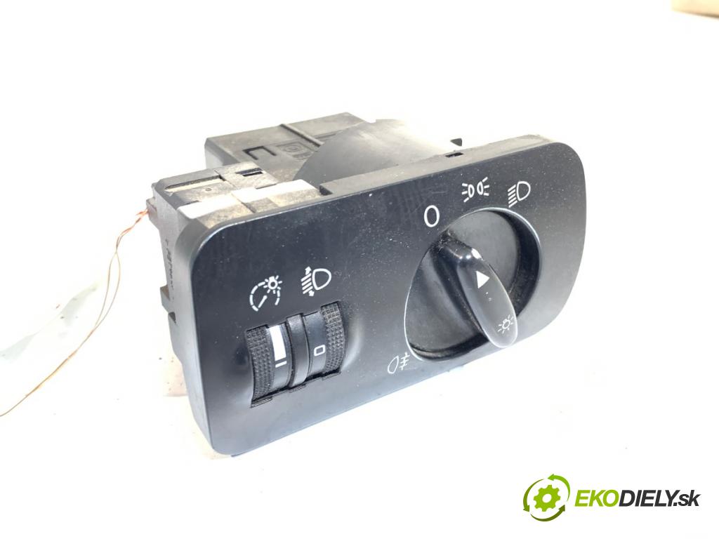 SEAT TOLEDO II sedan 2000 92 kW 1.8 20V 1781 spínač světel 1M1941531D