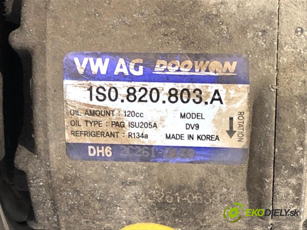 VW UP! liftback 2012 55 kW 1.0 999 Kompresor klimatizácie 1S0820803A (Kompresor klimatizácie)