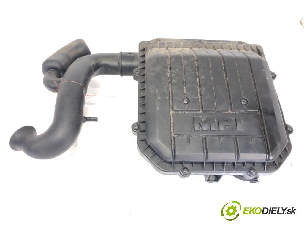 VW UP! liftback 2012 55 kW 1.0 999 Obal filtra vzduchu 04C129611J 04C129618F (Obal vzduchového filtra)