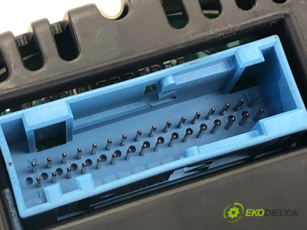 VW UP! liftback 2012 55 kW 1.0 999 Prístrojovka 1S0920860B (Prístrojová doska)