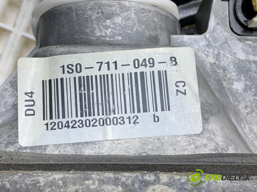 VW UP! liftback 2012 55 kW 1.0 999 Kulisa 1S0711049B (Rýchlostná páka (kulisa))