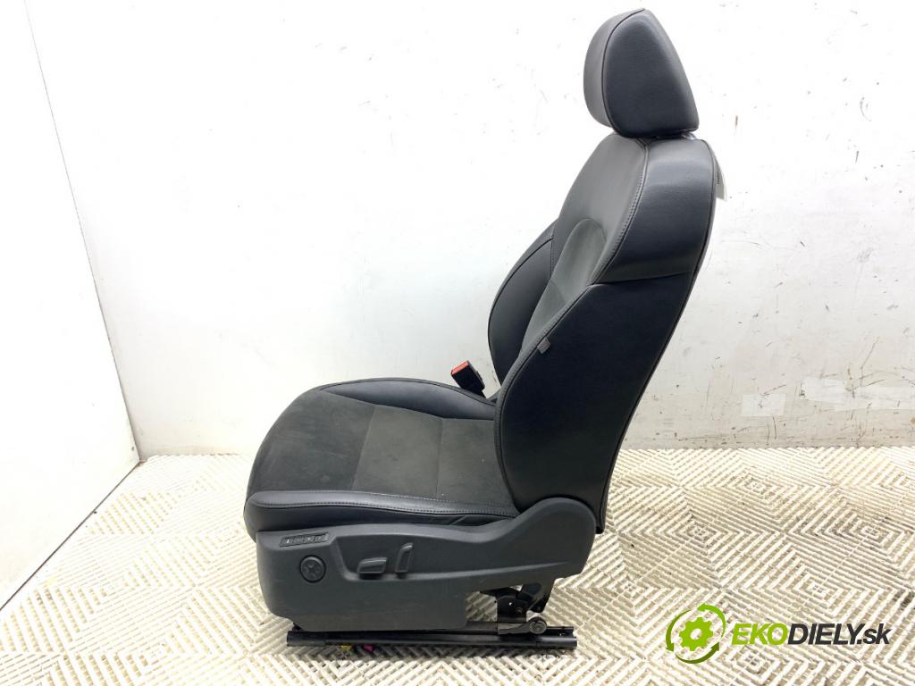SKODA SUPERB II liftback 2008 125 kW 2.0 TDI 1968 sedadlo levý přední část