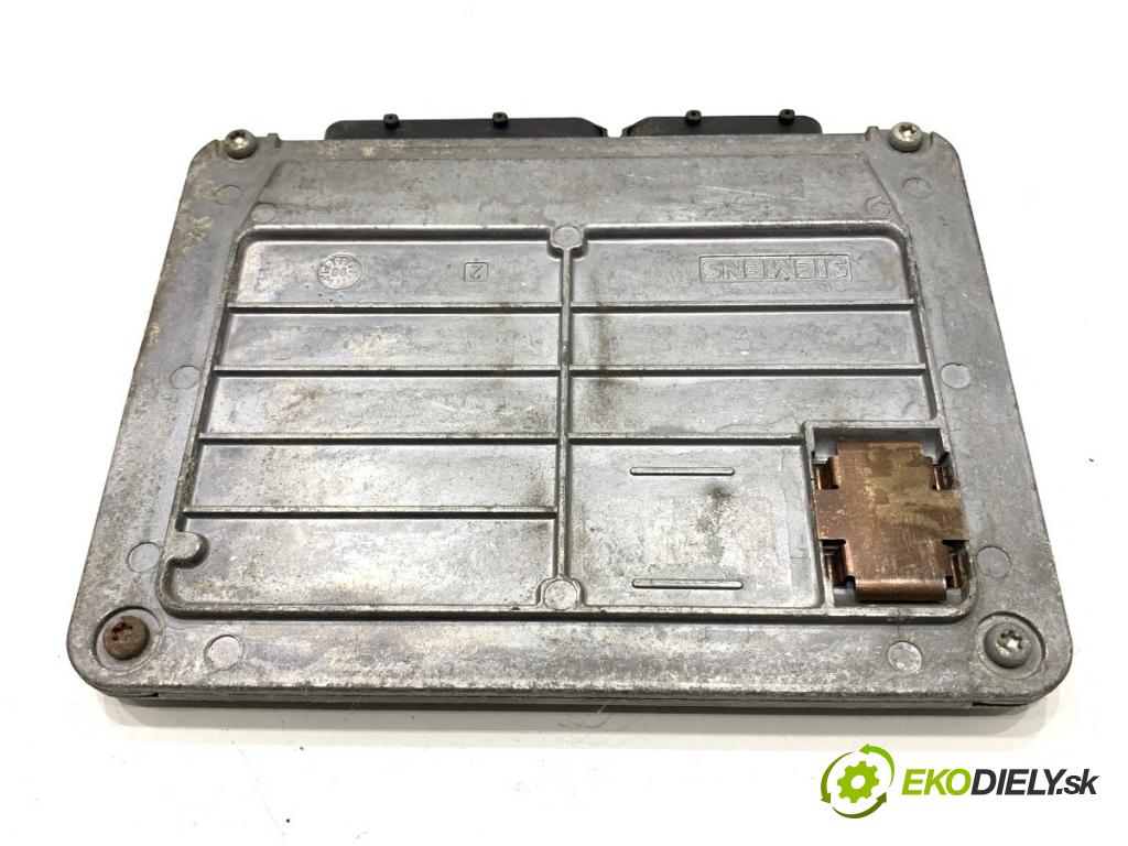 VW GOLF IV liftback 1999 74 kW 1.6 1595 riadiaca jednotka Motor 06A906033 (Riadiaca jednotka)