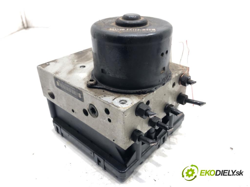 VW GOLF IV liftback 1999 74 kW 1.6 1595 pumpa ABS 1C0907379 (Pumpy brzdové)