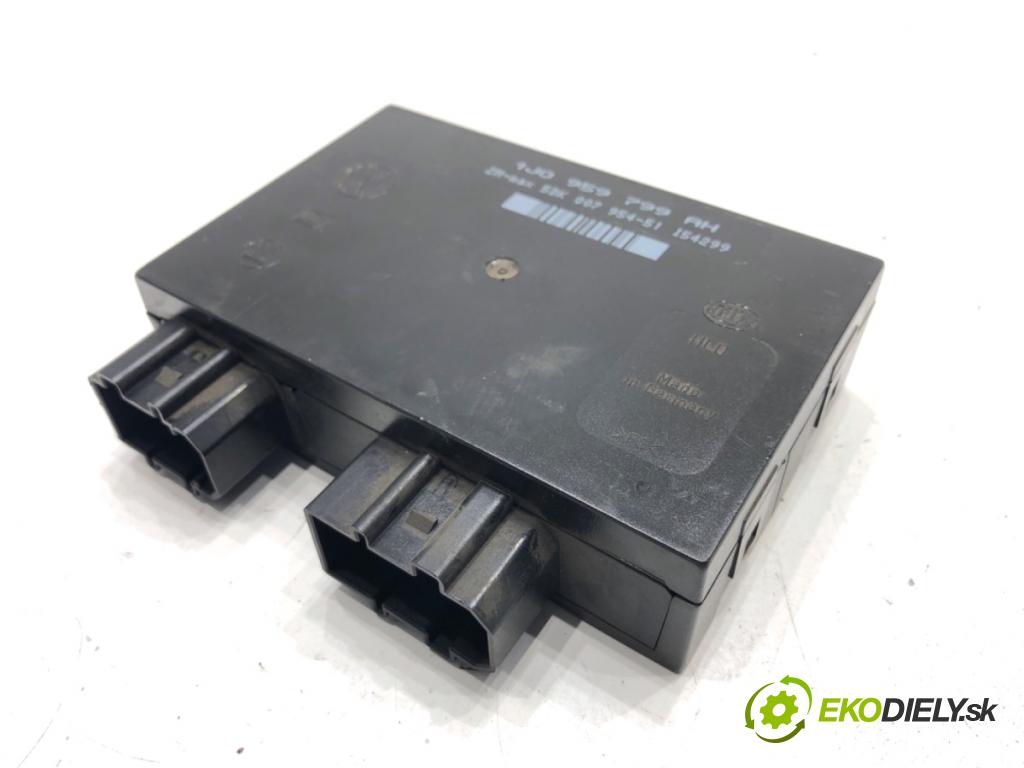 VW GOLF IV liftback 1999 74 kW 1.6 1595 Modul komfortu 1J0959799AH (Modul komfortu)