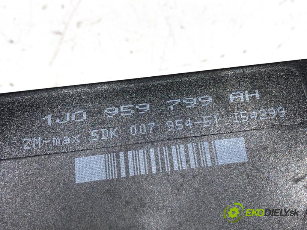 VW GOLF IV liftback 1999 74 kW 1.6 1595 Modul komfortu 1J0959799AH (Modul komfortu)