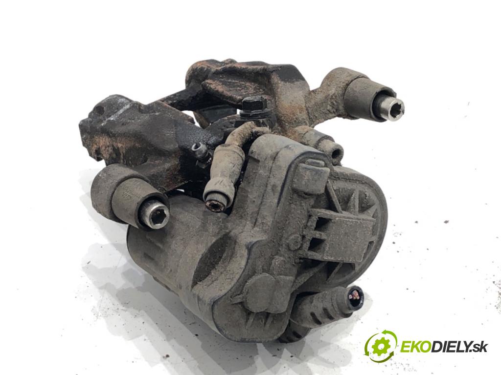 VW PASSAT B8 Kombi 2022 110 kW 1.5 TSI 1495 Brzdič strmeň ľavy zad