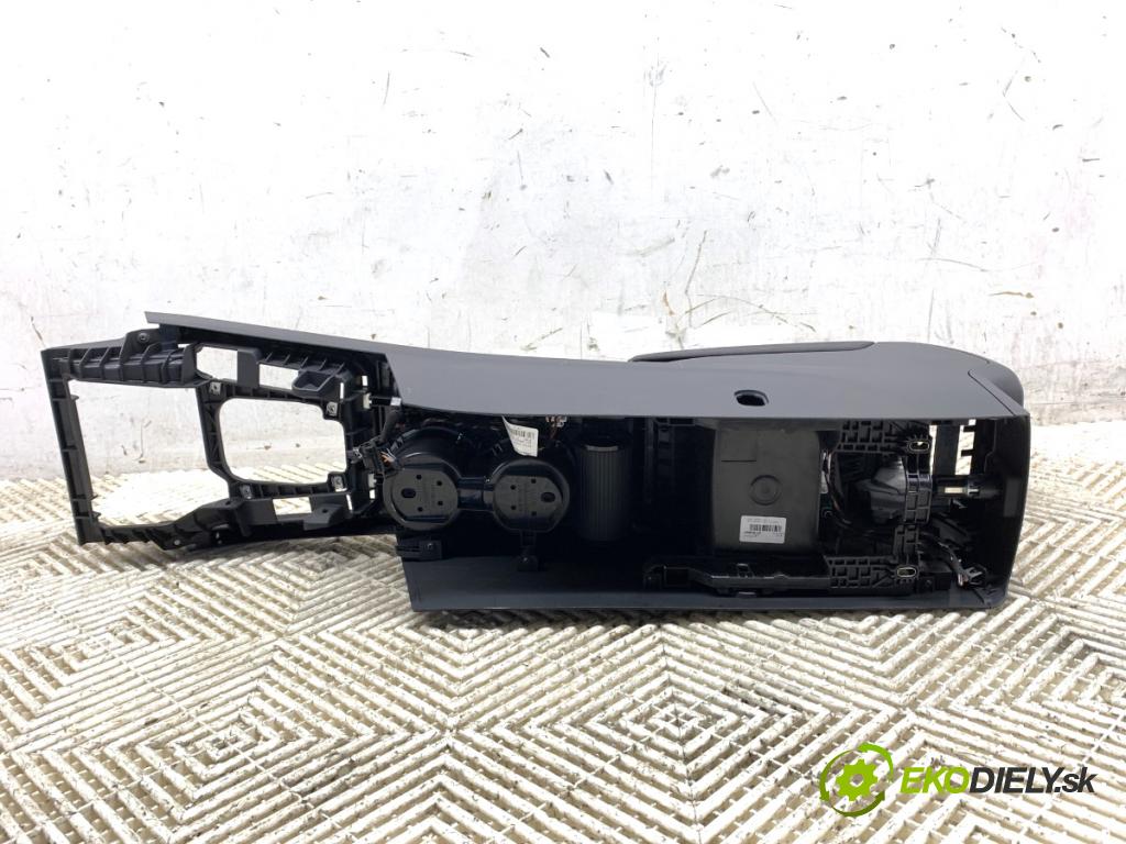 VW PASSAT B8 Kombi 2022 110 kW 1.5 TSI 1495 Tunel stredový 3G0864207A (Stredový tunel)