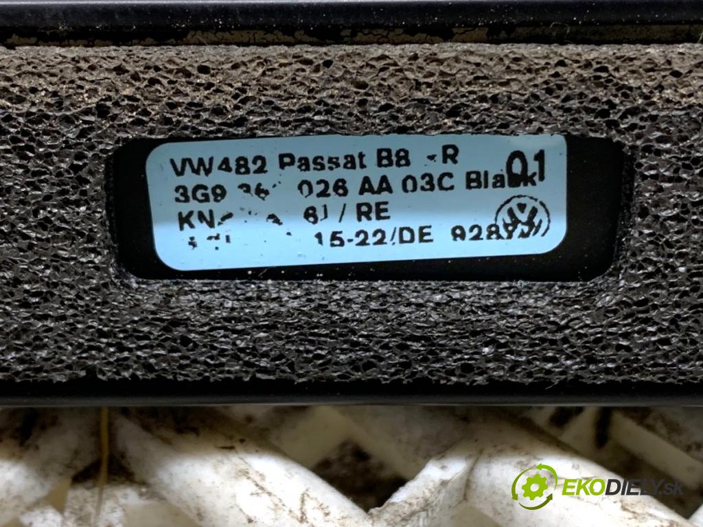 VW PASSAT B8 Kombi 2022 110 kW 1.5 TSI 1495 zábradlí: STŘECHA