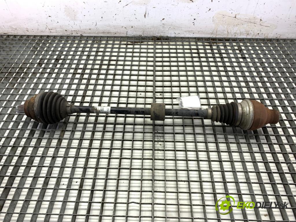VW PASSAT B8 Kombi 2022 110 kW 1.5 TSI 1495 Poloos pravy predný 3Q0407272CD