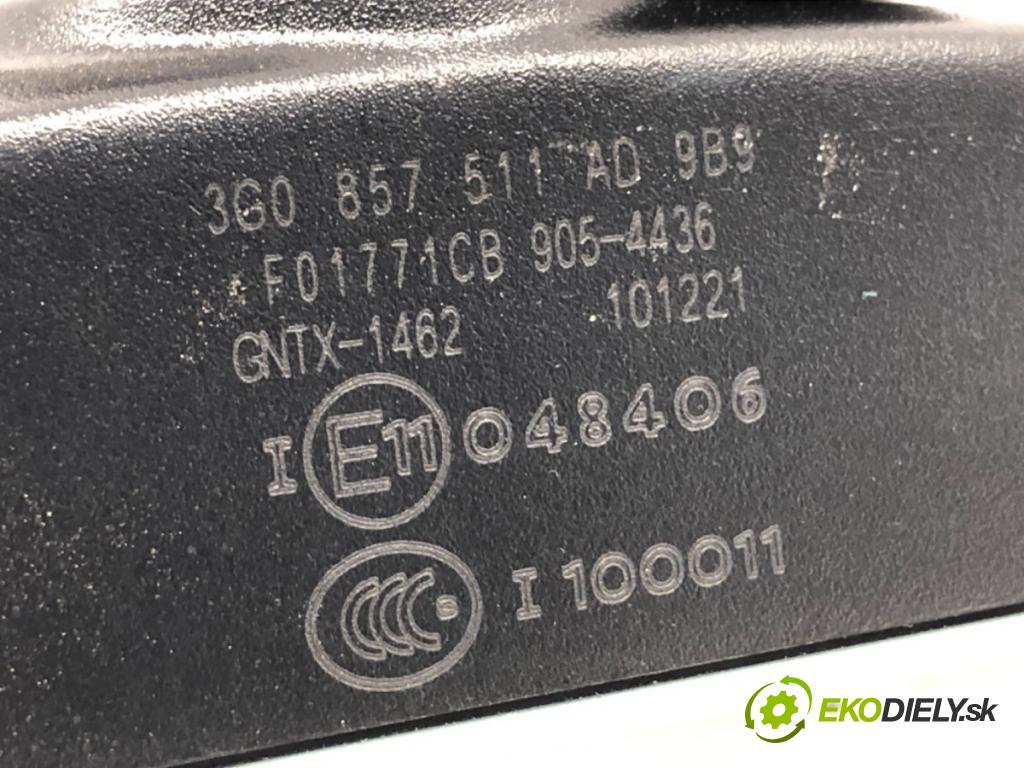 VW PASSAT B8 Kombi 2022 110 kW 1.5 TSI 1495 zpětné zrcátko vnitřní 3G0857511AD (Světla vnitřní)