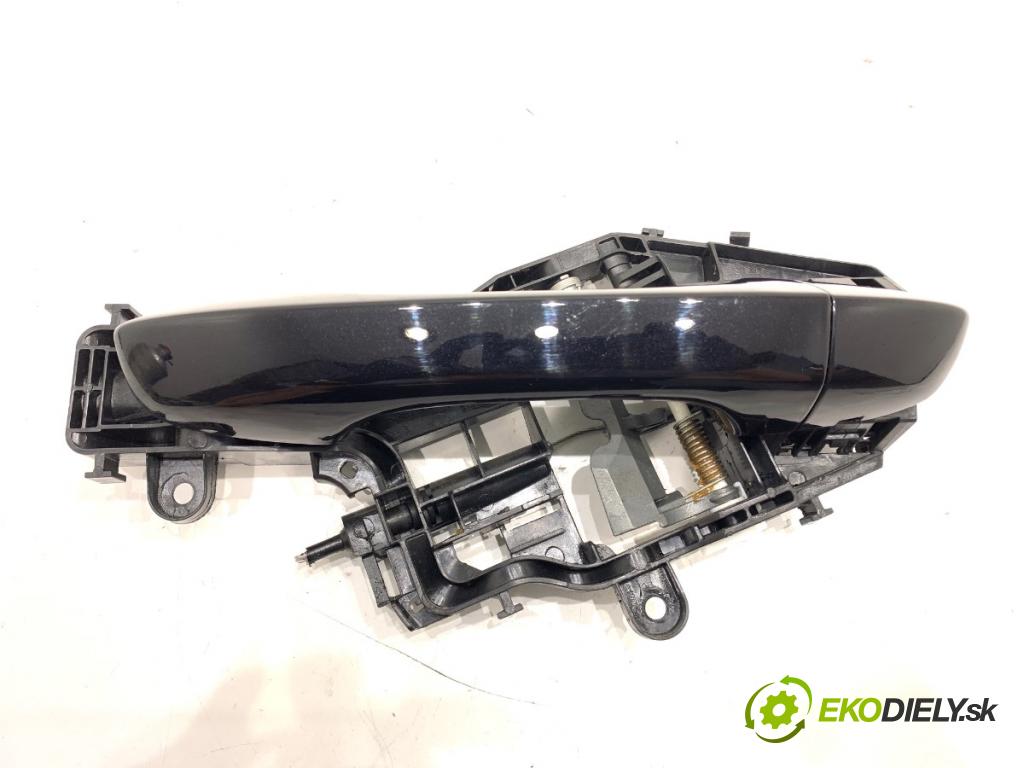 VW PASSAT B8 Kombi 2022 110 kW 1.5 TSI 1495 Kľučka vonkajšia ľavy zad 
