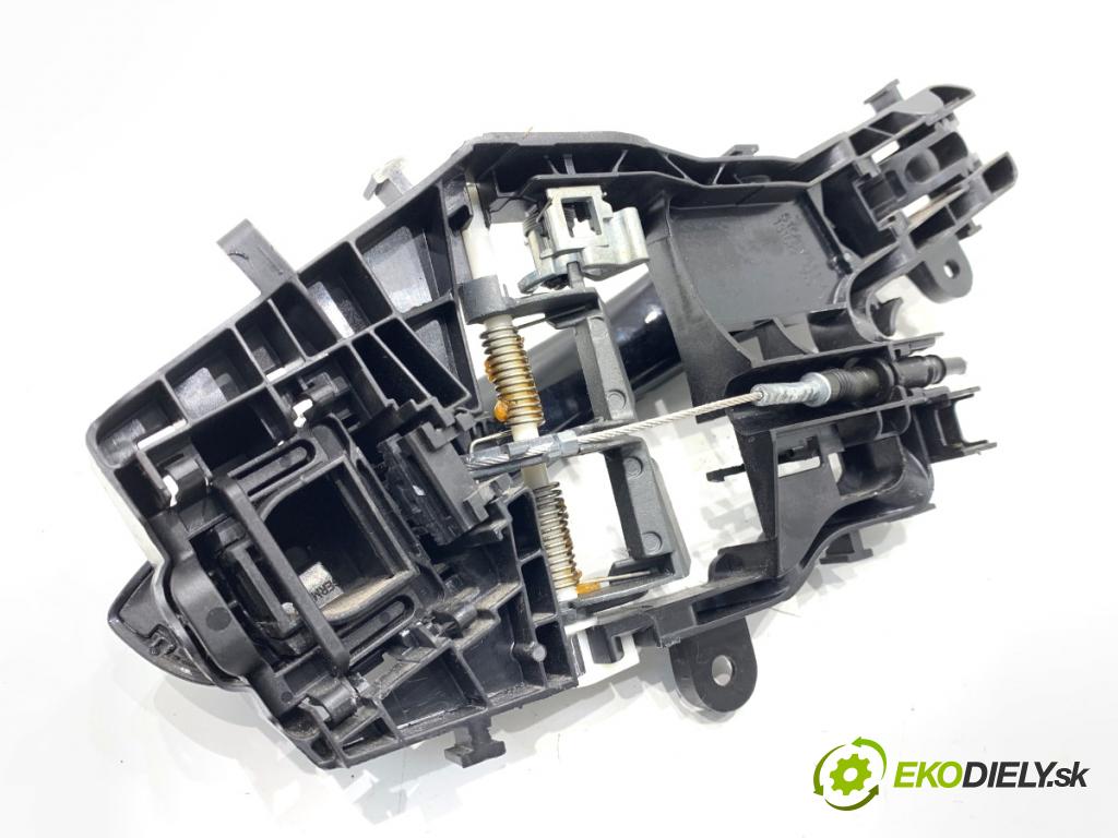 VW PASSAT B8 Kombi 2022 110 kW 1.5 TSI 1495 Kľučka vonkajšia ľavy zad